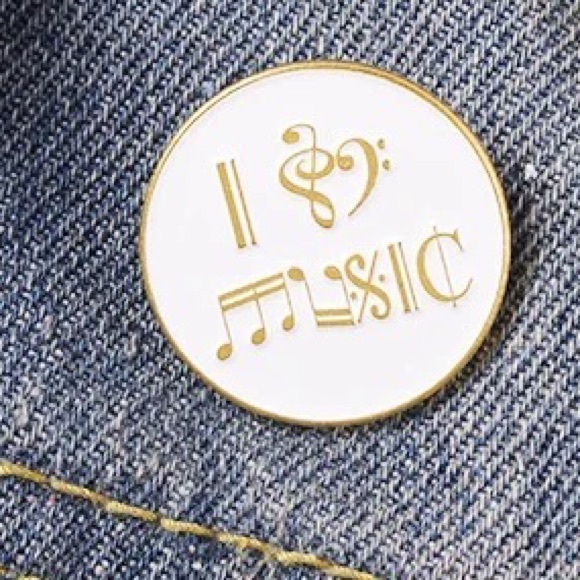 1 LEFT‼️ I Love Music Brooch Musical Notes Heart Enamel Gold Metal Musician Gift - Picture 2 of 7